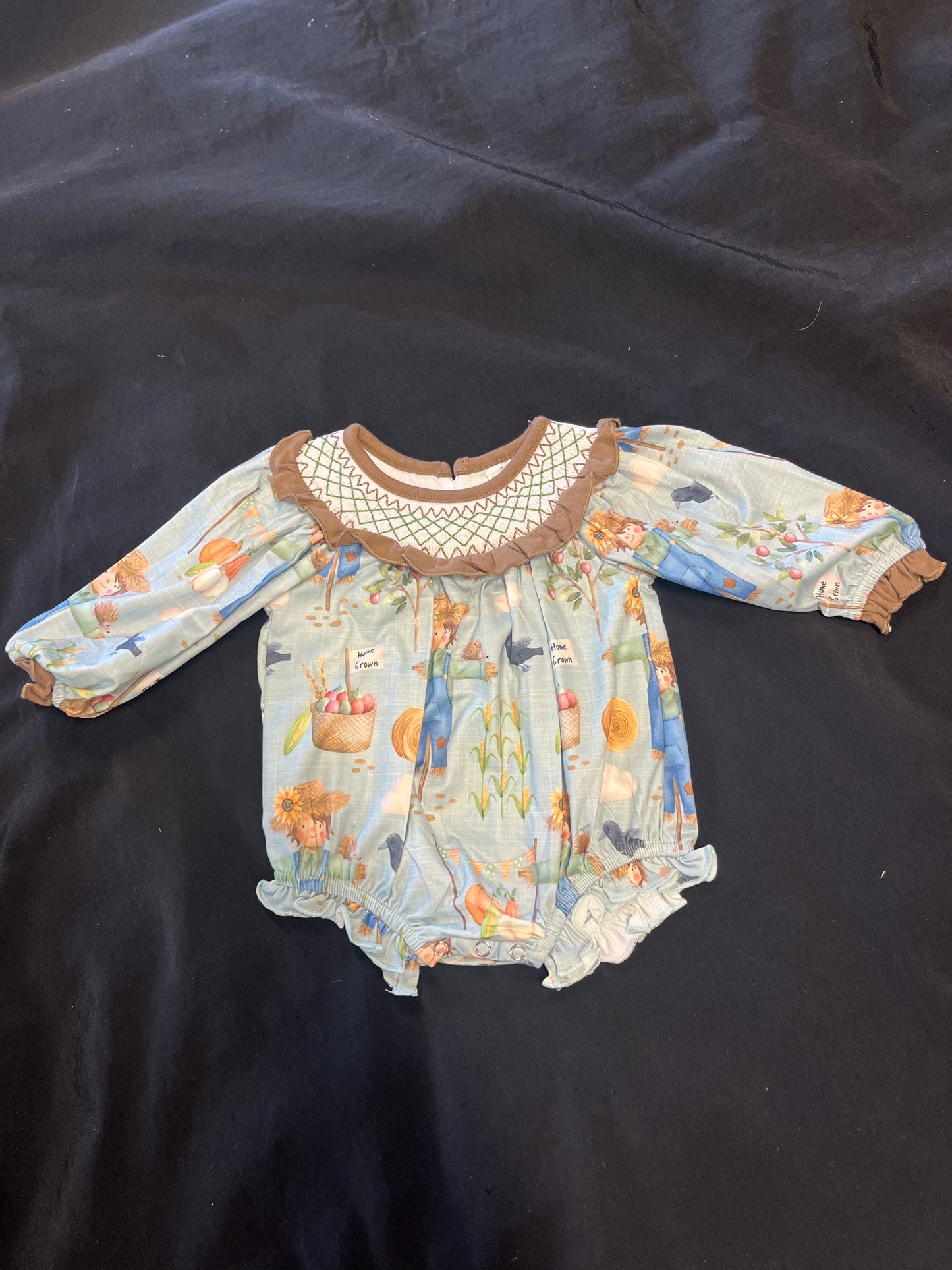 Scarecrow Smocked Bubble