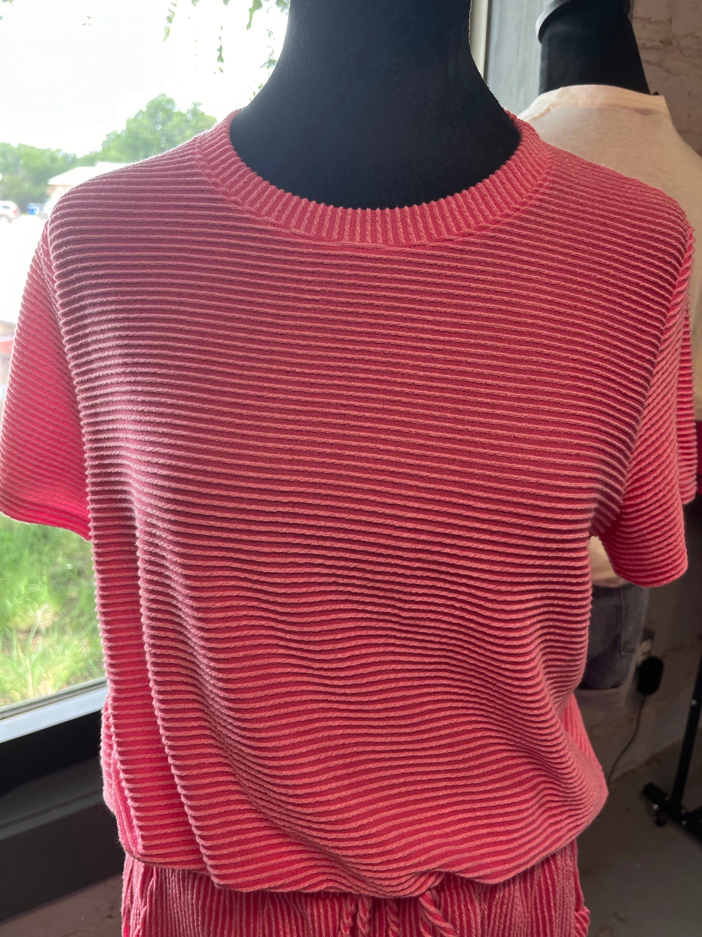 Pink ribbed short sleeve